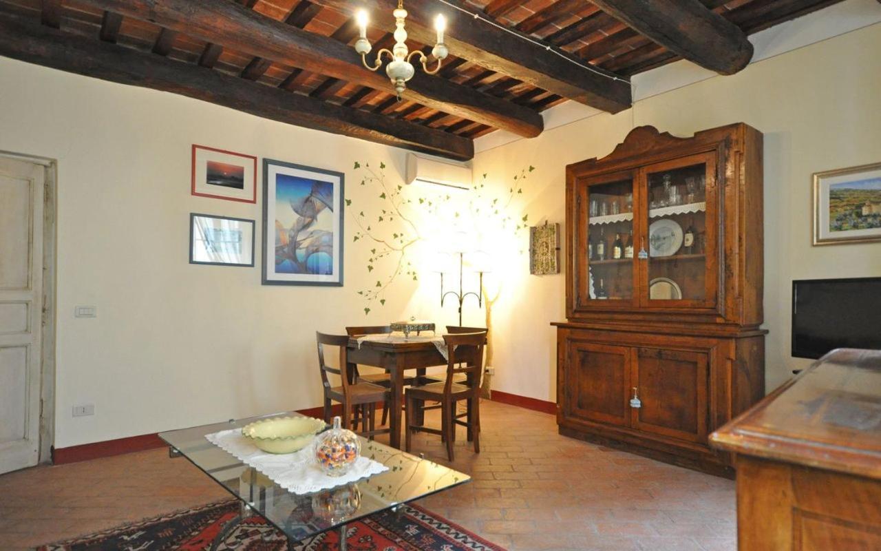 Appartamento Il Loggiato Cortona Bagian luar foto